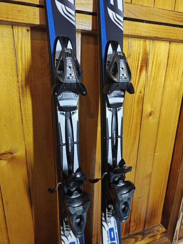 LYŽE FISCHER CARVE RX 155CM